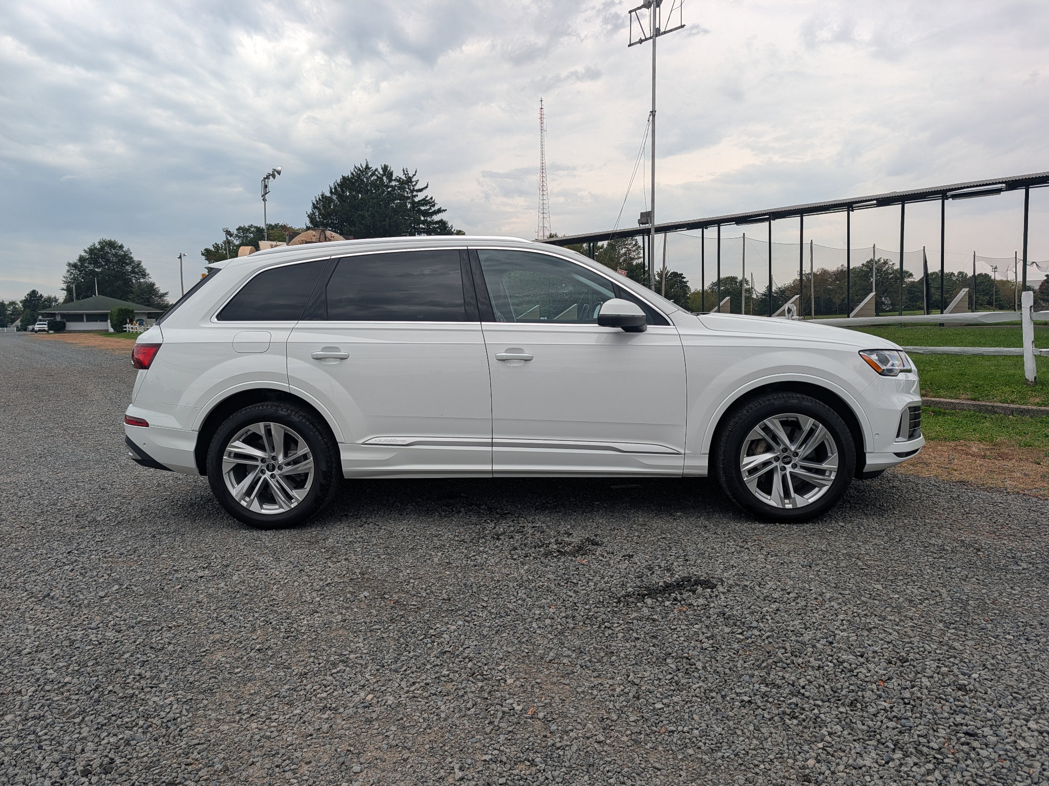 Used 2023 Audi Q7 2.0T Premium w/ Convenience Package AWD/4WD image 4