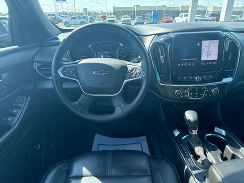 Used 2023 Chevrolet Traverse RS w/ LPO, Floor Liner Package AWD/4WD image 17