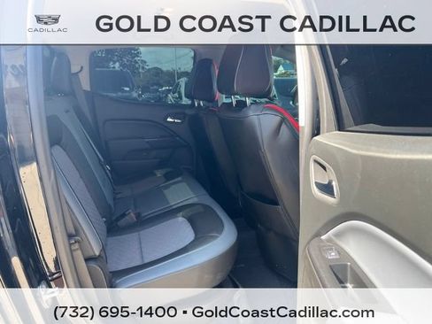 Used 2022 Chevrolet Colorado Z71 w/ Z71 Midnight Edition AWD/4WD image 8