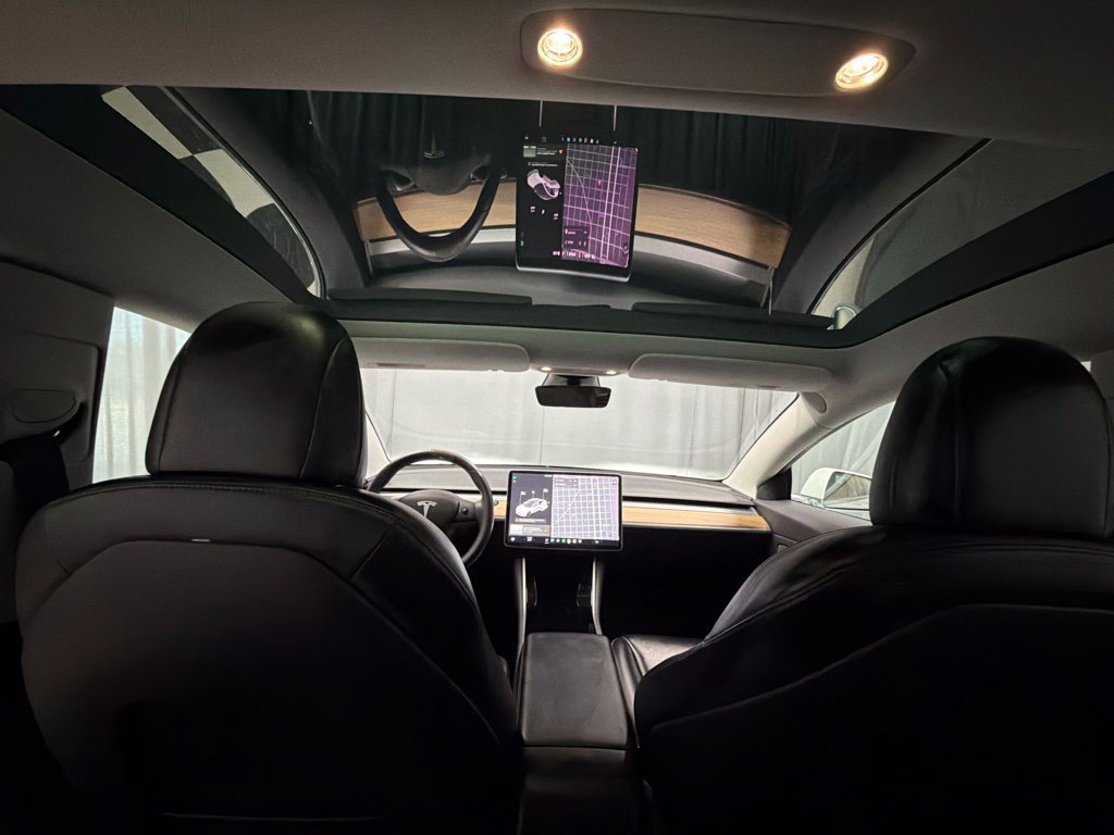 Used 2019 Tesla Model 3 Standard Range RWD image 18