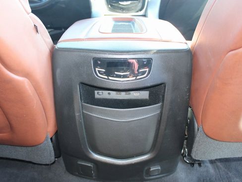 Used 2018 Cadillac Escalade Premium Luxury image 29