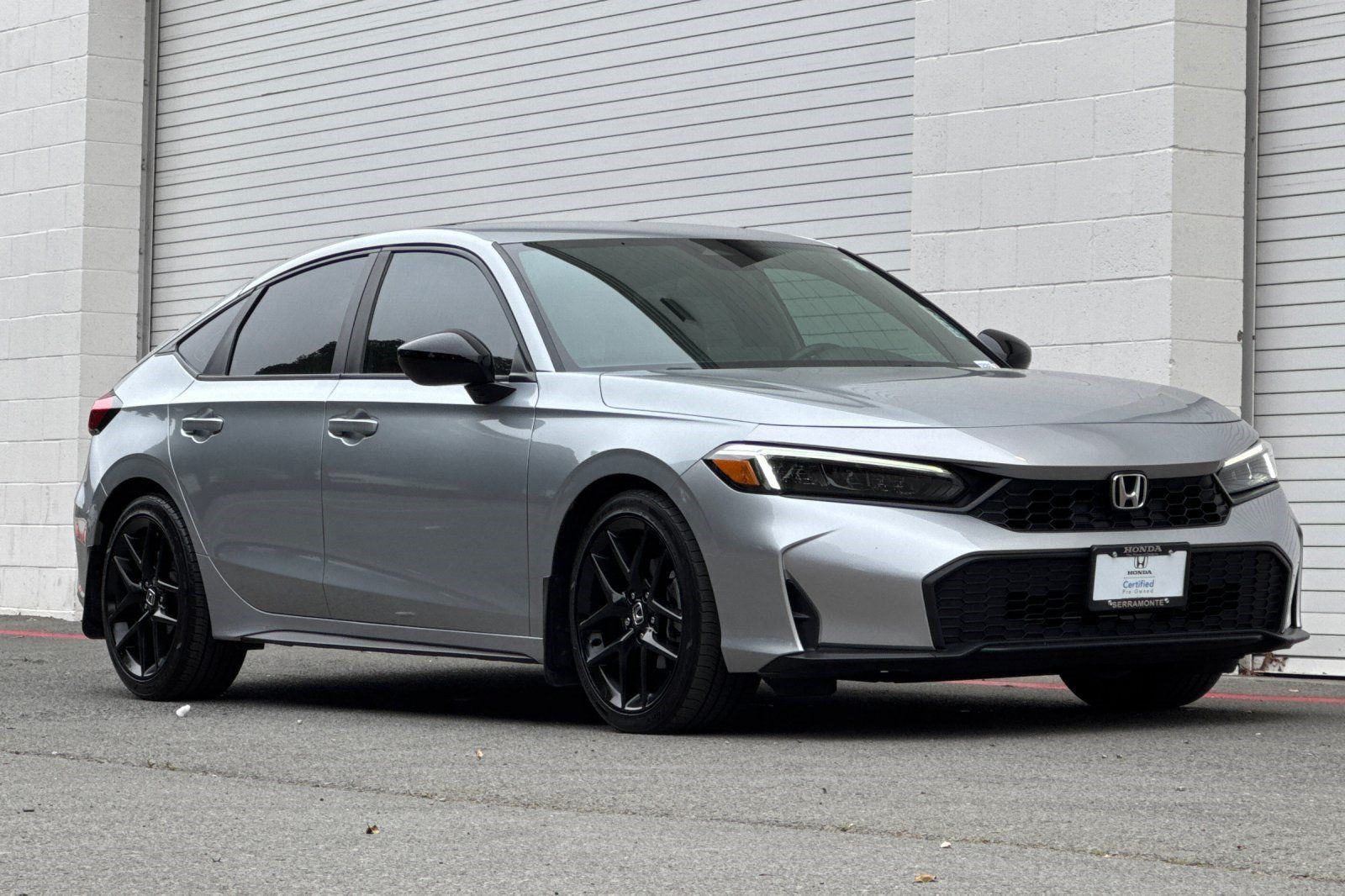Used 2025 Honda Civic Sport image 6