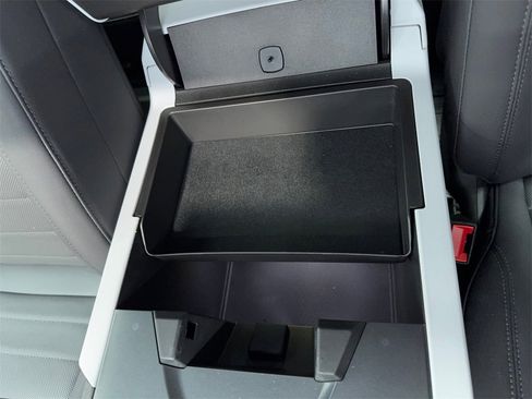 Used 2025 GMC Hummer EV 2X image 47