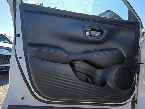 New 2026 Honda HR-V Sport image 9