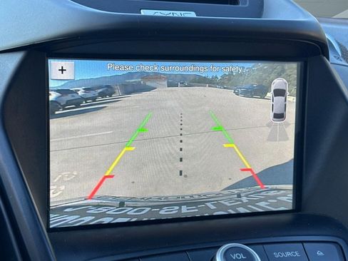 Used 2017 Ford Escape SE w/ SE Leather Comfort Package image 26