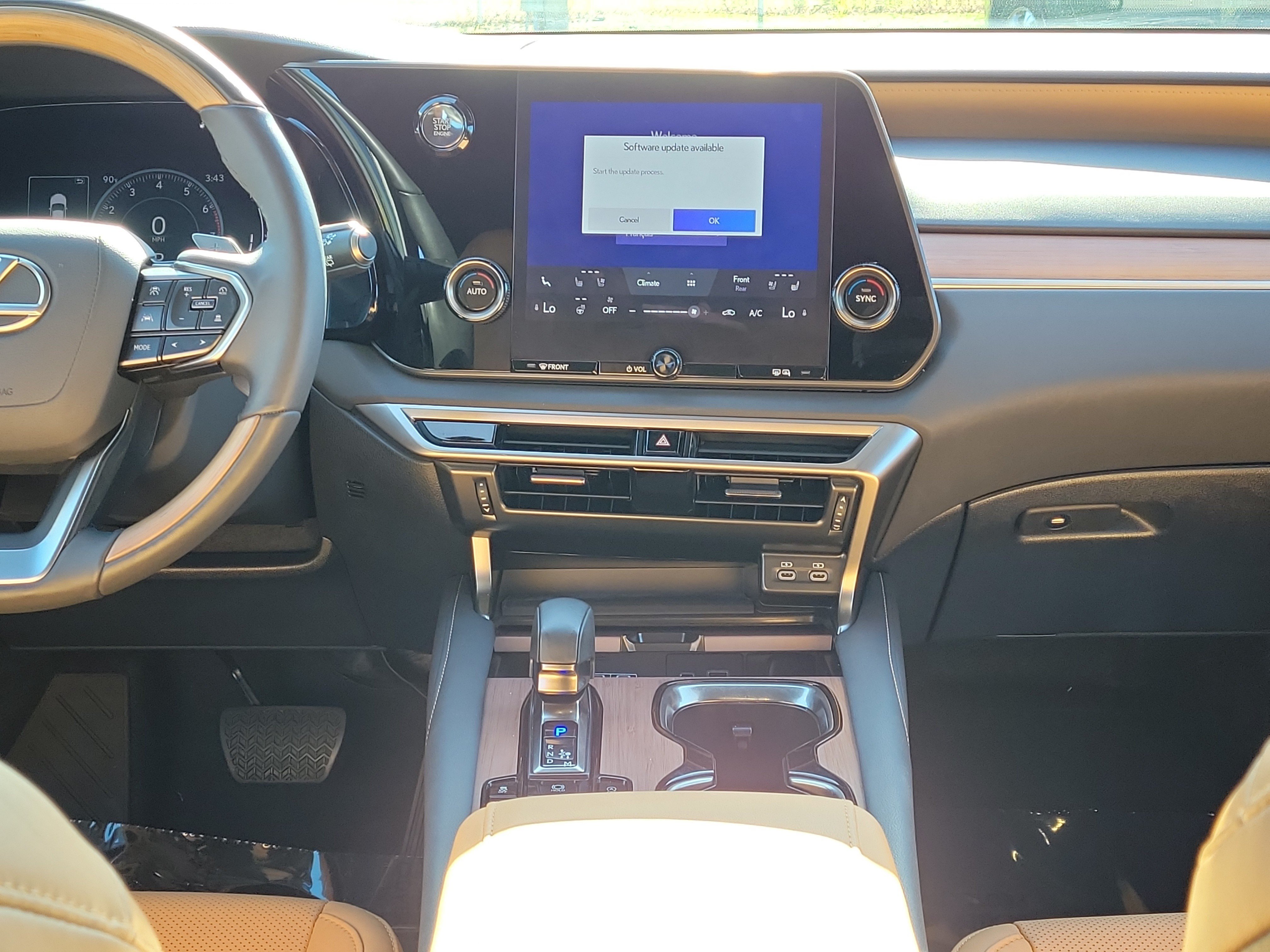 Used 2023 Lexus RX 350 Premium w/ Accessory Package AWD/4WD image 16