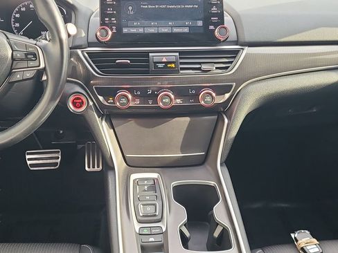 Used 2022 Honda Accord Sport image 14