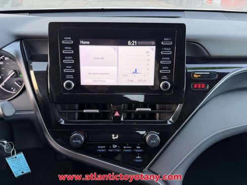 Used 2023 Toyota Camry SE image 23
