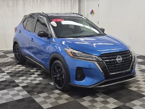 Used 2022 Nissan Kicks SR w/ Premium Package image 1