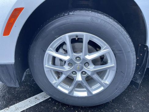 Used 2022 Chevrolet Equinox LT image 32