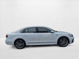 Used 2017 Volkswagen Passat 1.8T R-Line w/ R-Line Lighting Package image 4