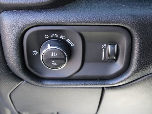 New 2026 RAM 3500 Tradesman AWD/4WD image 28