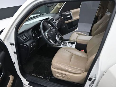 Used 2017 Toyota 4Runner Limited image 9