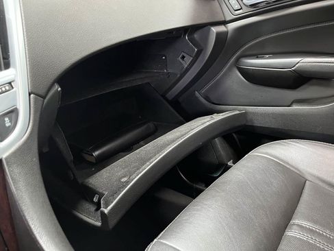 Used 2014 Cadillac SRX Luxury w/ Driver Awareness Package FWD image 19