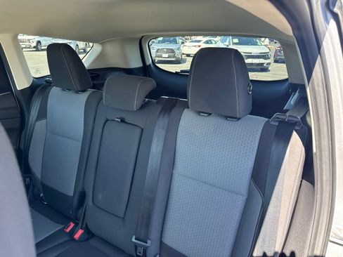 Used 2017 Ford Escape SE AWD/4WD image 22