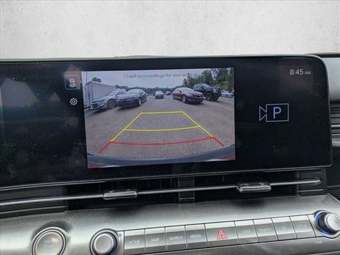 Used 2025 Hyundai Kona SEL AWD/4WD image 13