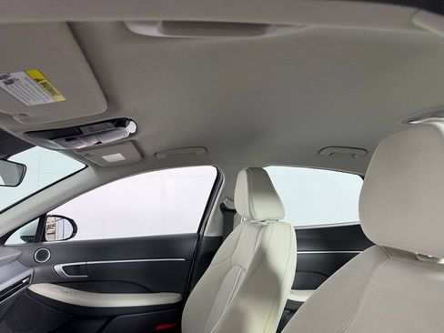 Used 2025 Hyundai Sonata SEL FWD image 21