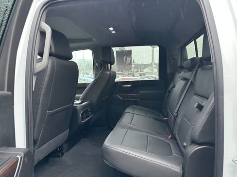 Used 2023 GMC Sierra 3500 SLT image 11
