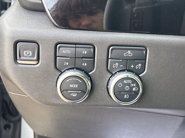 Used 2024 GMC Sierra 1500 Elevation AWD/4WD image 12
