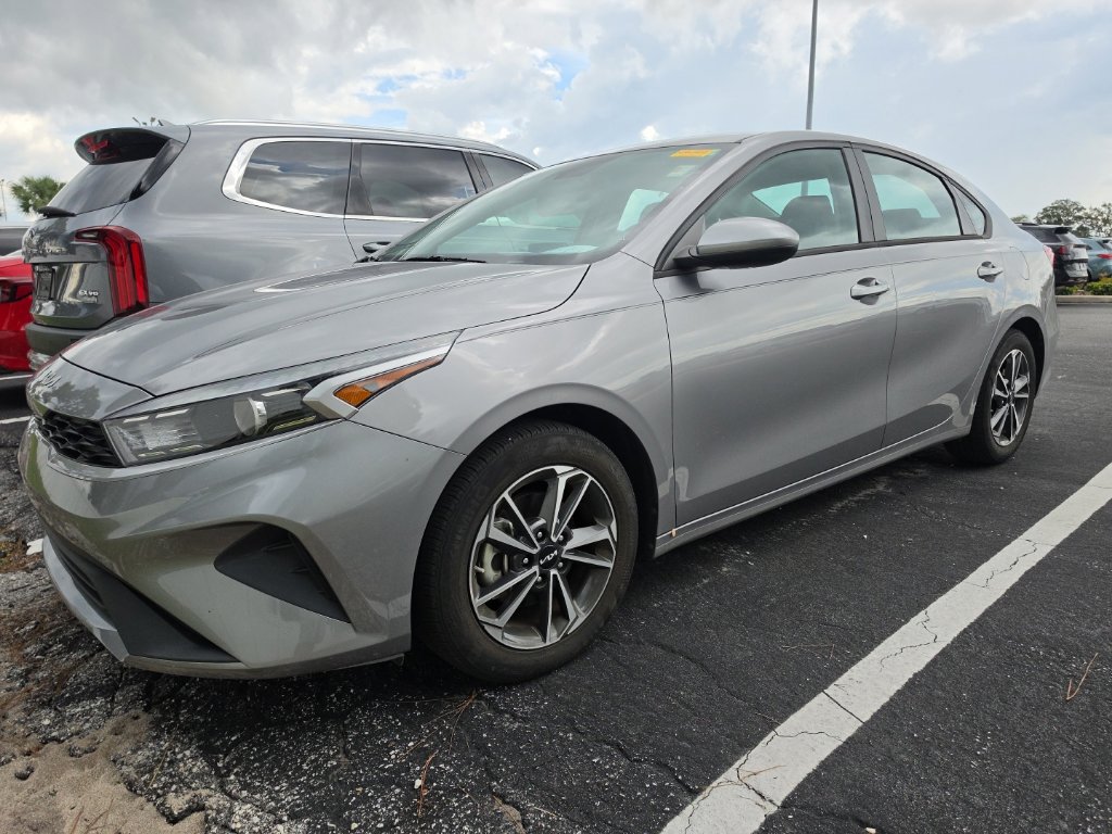 Certified 2023 Kia Forte LXS FWD image 6