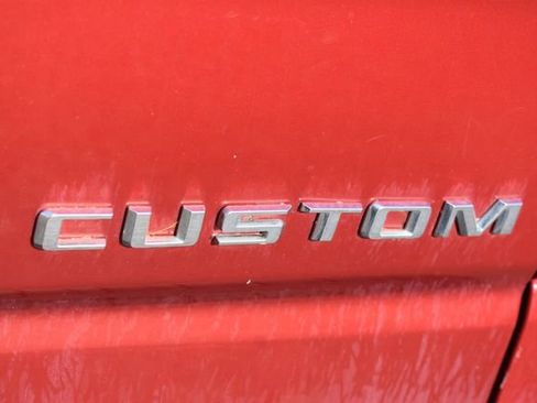 Used 2020 Chevrolet Silverado 1500 Custom w/ Custom Value Package AWD/4WD image 13
