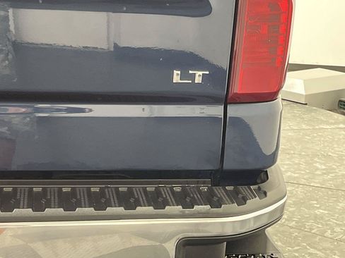 Used 2023 Chevrolet Silverado 1500 LT AWD/4WD image 34