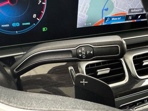 Used 2022 Mercedes-Benz GLS 450 4MATIC image 25