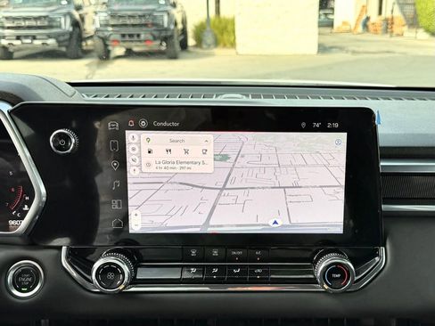 Used 2025 GMC Canyon Elevation image 24