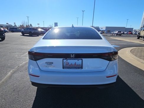 Certified 2024 Honda Accord LX image 6