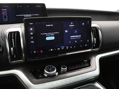 Used 2025 Ford Expedition Platinum w/ Stealth Appearance Package AWD/4WD image 28