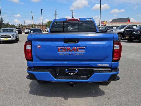 New 2026 GMC Canyon Elevation w/ Convenience Package image 4