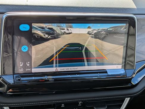 New 2026 Volkswagen Atlas SE image 22