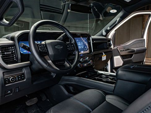 Used 2026 Ford F450 Platinum image 18