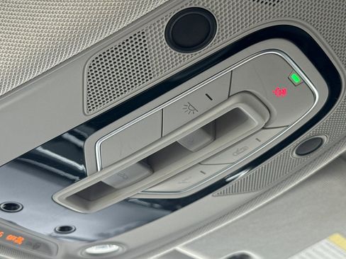 Used 2019 Audi Q8 Premium Plus w/ Premium Plus image 22