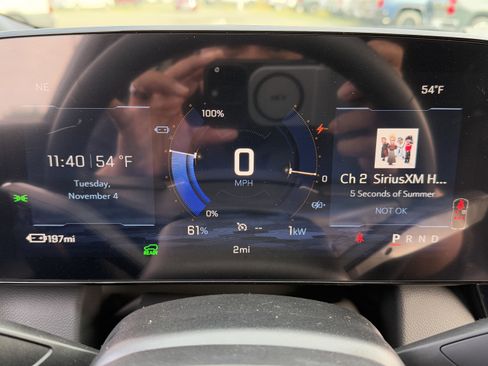 New 2026 Chevrolet Equinox EV LT image 14