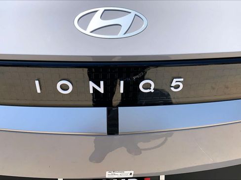 New 2026 Hyundai Ioniq 5 SEL RWD image 15