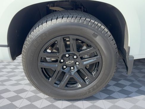 Certified 2024 Chevrolet Silverado 1500 Custom AWD/4WD image 13
