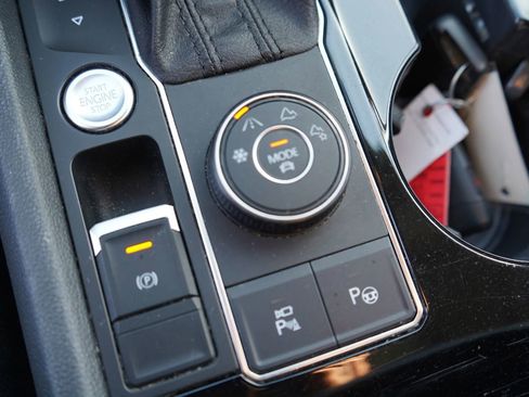 Used 2019 Volkswagen Atlas SEL Premium AWD/4WD image 27