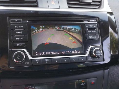 Used 2018 Nissan Sentra SV image 13