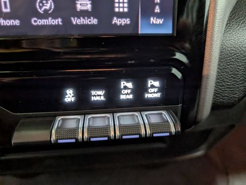 Used 2026 RAM 2500 Big Horn AWD/4WD image 23