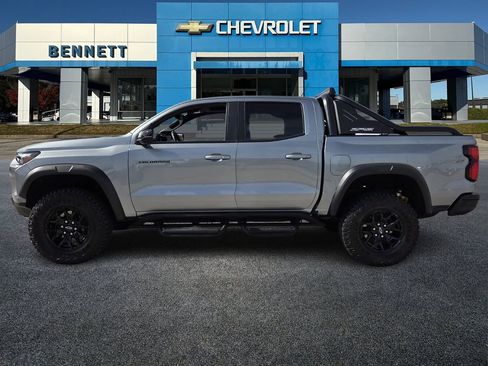 Certified 2025 Chevrolet Colorado ZR2 w/ Midnight Edition image 3