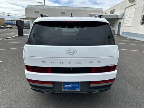 Certified 2026 Hyundai Santa Fe Limited AWD/4WD image 5