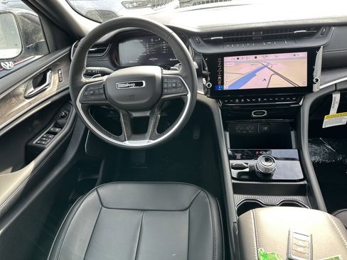 New 2026 Jeep Grand Cherokee Limited AWD/4WD image 31