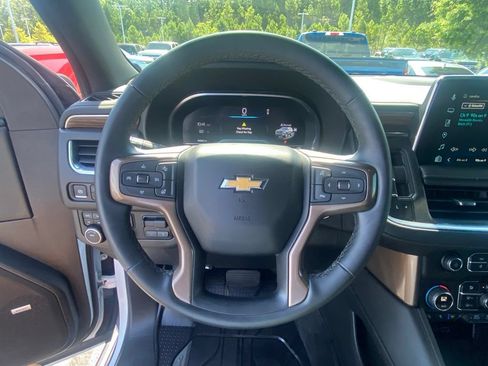 Used 2024 Chevrolet Tahoe High Country w/ Premium Package AWD/4WD image 13