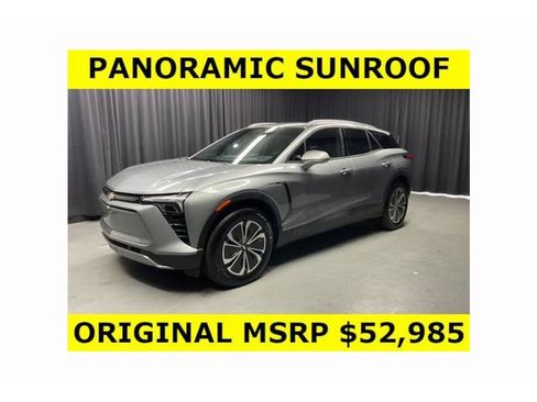 Used 2025 Chevrolet Blazer EV LT AWD/4WD image 1