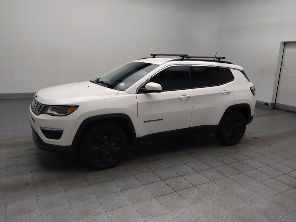 Used 2018 Jeep Compass Latitude w/ Popular Equipment Group AWD/4WD image 2