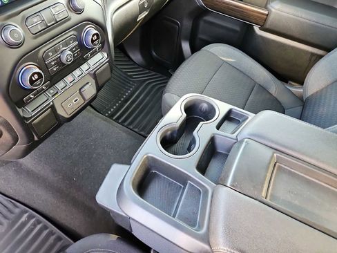 Used 2021 Chevrolet Silverado 1500 RST w/ LPO, Blackout Package AWD/4WD image 20