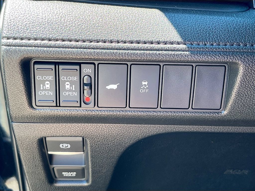 Used 2026 Honda Odyssey EX-L image 10