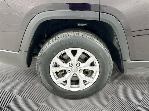 Used 2022 Jeep Grand Cherokee L Limited image 32