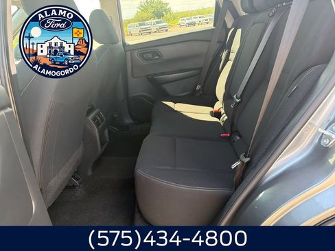 Used 2024 Nissan Rogue S FWD image 24